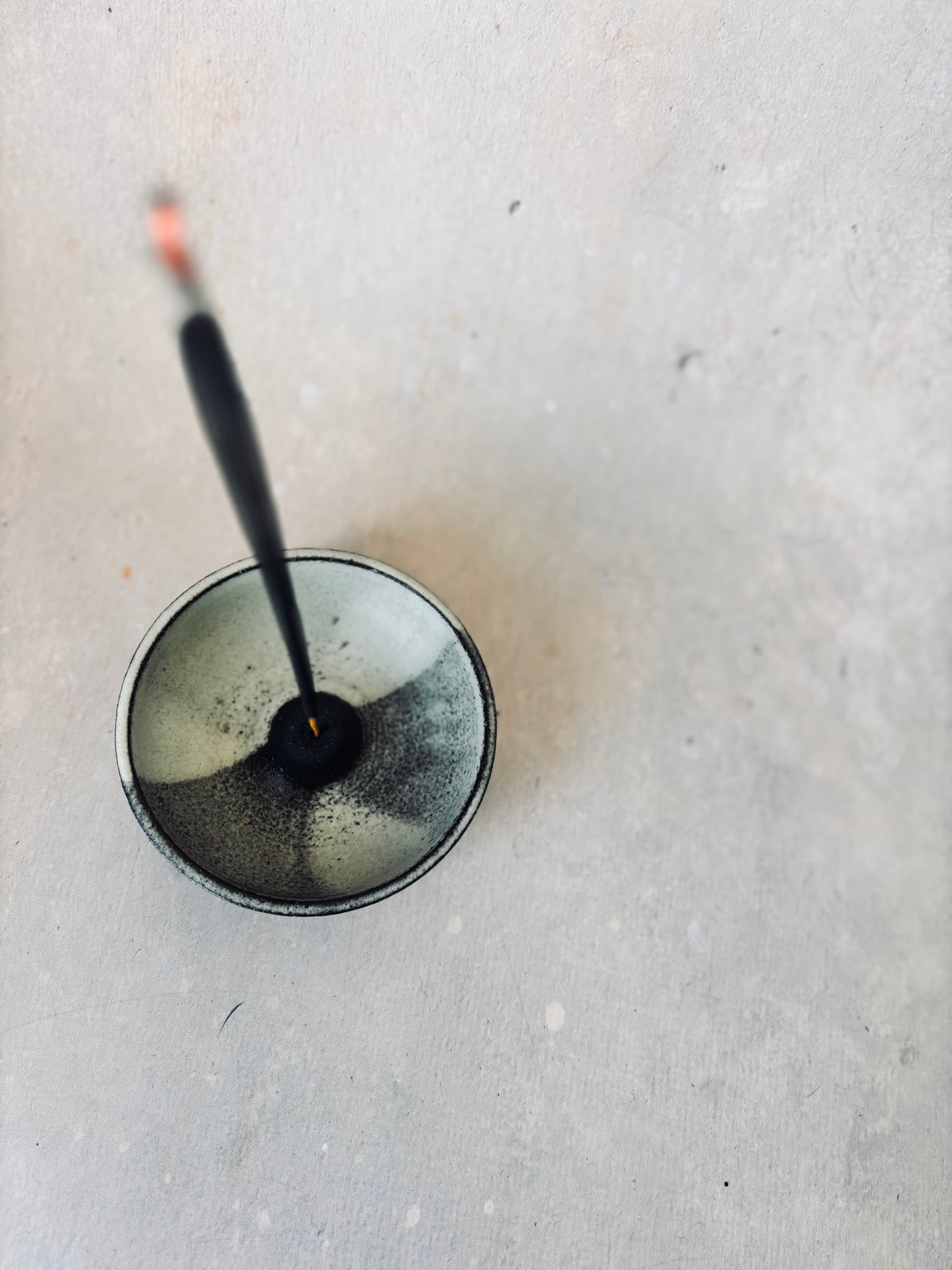 Incense holder - black