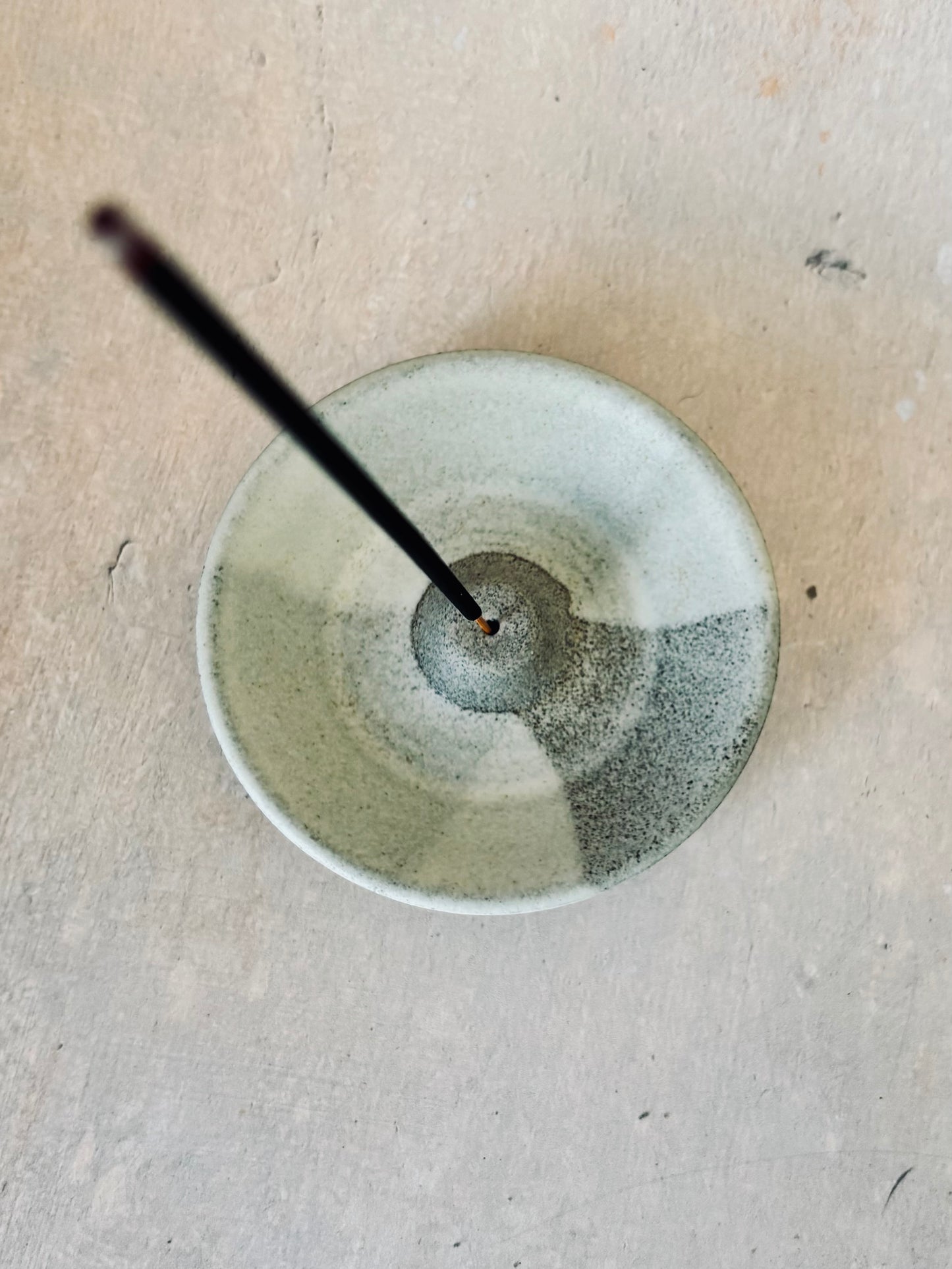 Incense holder - grey