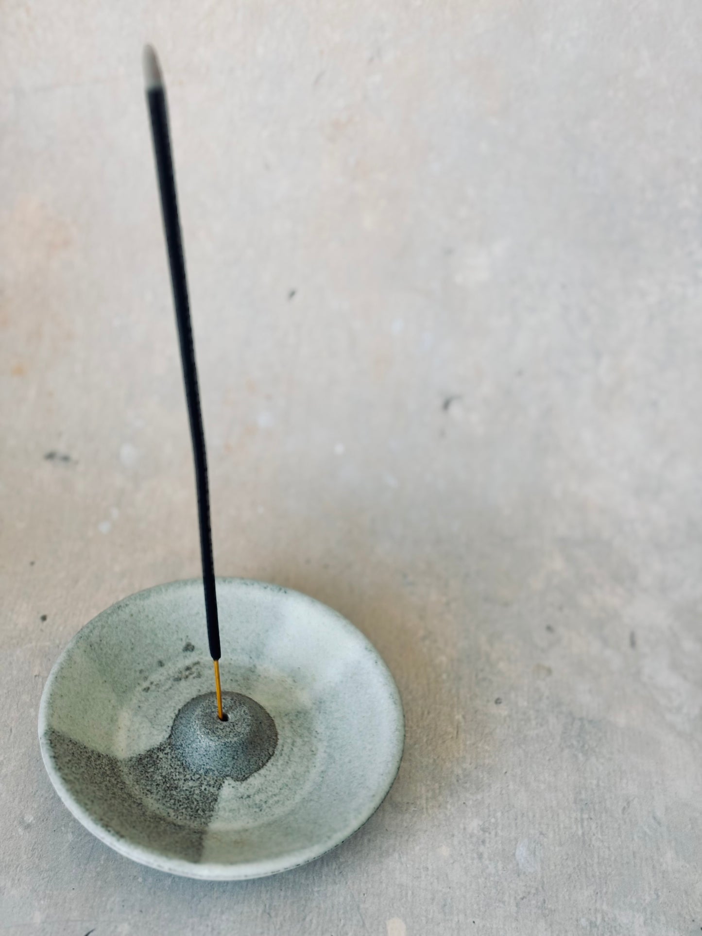 Incense holder - grey